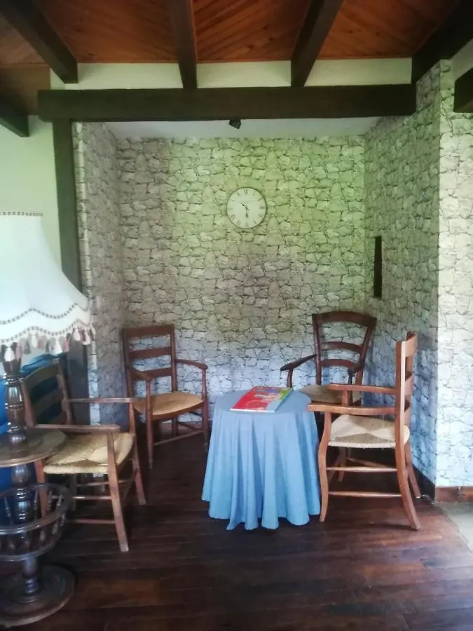 Дом отдыха Maison Charmante A Lacam D'Ourcet Avec Jardin Clos Et Vue Montagne